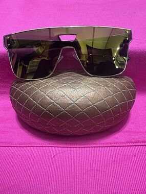 Shield-Style Women's Sunglasses in Dark Smoke